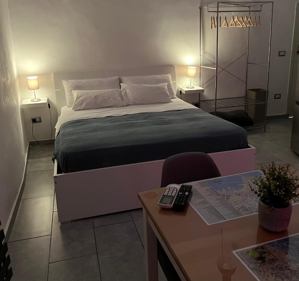 Punto Feliz Holiday House Daire Napoli Dış mekan fotoğraf